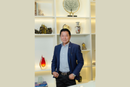 Milton Seigi Hayashi detalha a formação em cirurgia plástica e seu rigor técnico.