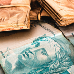 Integração entre Metrô e Ônibus em Porto Alegre: Impacto do Reajuste Tarifário no Bolso do Usuário