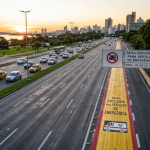 Faixa exclusiva para veículos de emergência em Porto Alegre destaca importância da mobilidade urbana eficiente