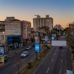 Eleições 2026 ganham força em Porto Alegre: campanha começa nas ruas e horário eleitoral estreia nesta semana
